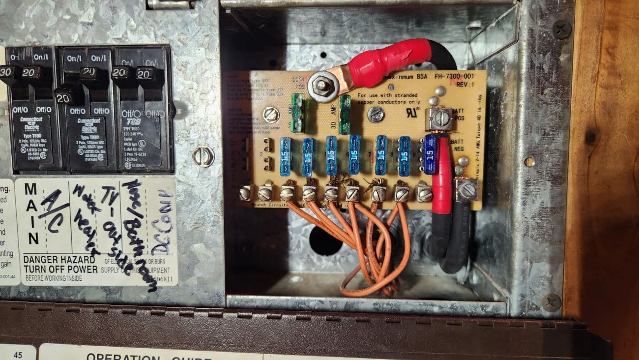 Horse trailer 12V rewire completed — labeled circuits and clean install Elite Reliability RV